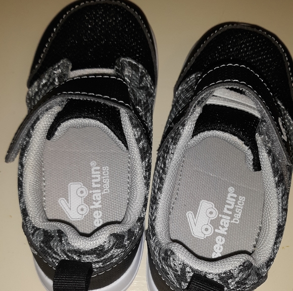 See kai run size 8 - Picture 2 of 6